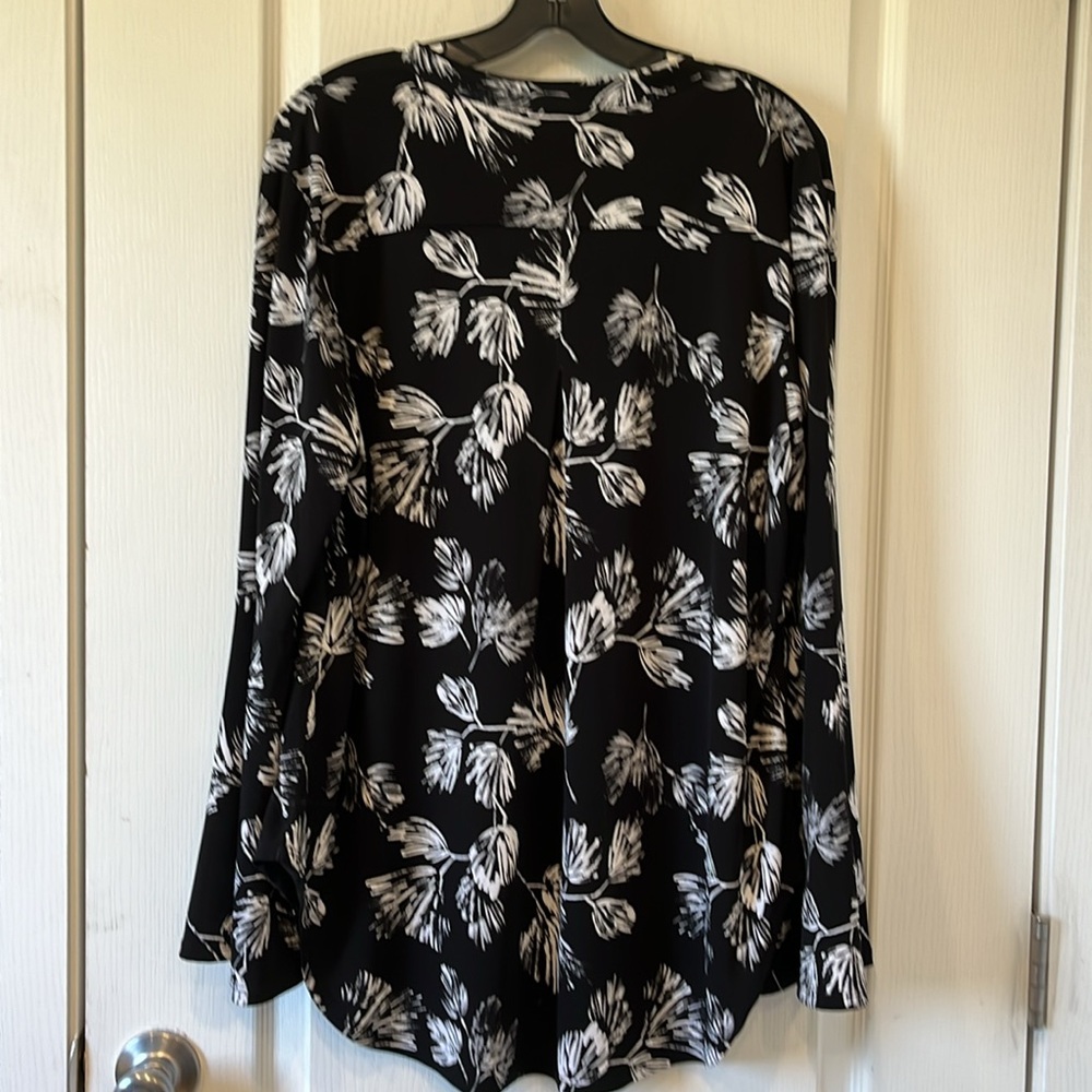 🌻3/$15 Cato Ladies Bell Long Sleeve Top-L - Picture 6 of 7